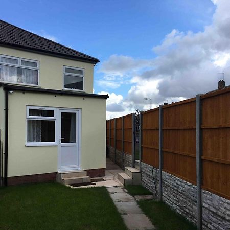 Vika Residence Deluxe Apartments Wednesbury Holiday Resort Eksteriør bilde