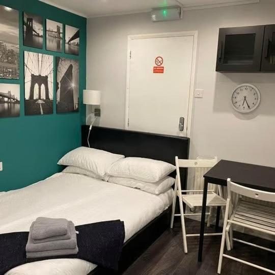 Vika Residence Deluxe Apartments Wednesbury Holiday Resort Eksteriør bilde